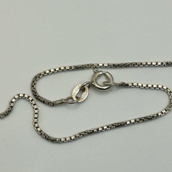 Sterling Silver Cross Necklace Stamped 925 Italy 16" - Picture 6 of 10